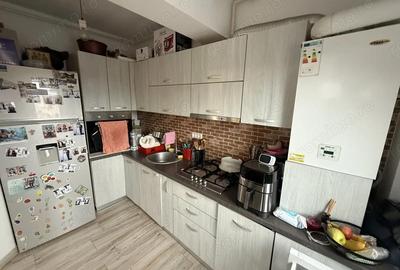 Apartament cu 2 camere semidecomandat în Palazu Mare