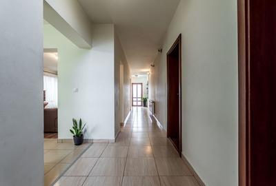 VILĂ MODERNĂ CU PISCINĂ, SAUNĂ- COMISION 0% – ARADUL NOU - 4