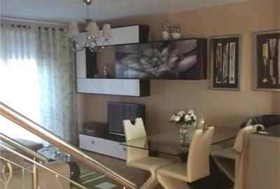 Casă cu 4 camere cu Teren 180 Mp în Central - 3