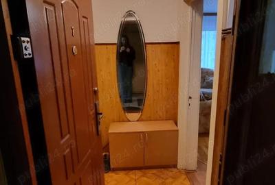 Inchiriere - Apartament 2 camere zona Moto Velo, Re?i?a - 2