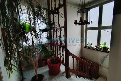 Casă individuală cu 5 camere cu Canalizare în Ultracentral - 10