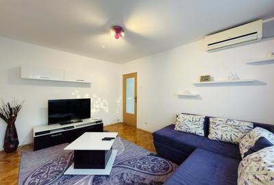 Apartament cu 2 camere nedecomandat, mobilat în P-ța Doina - 1