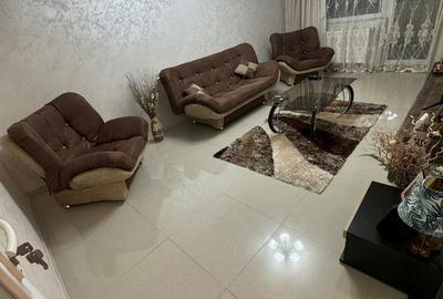 Apartament cu 3 camere decomandat în Central - 2