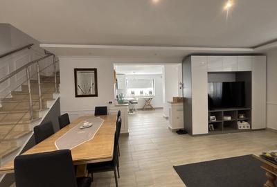 Casă individuală cu 4 camere cu Canalizare în Cristian - 12