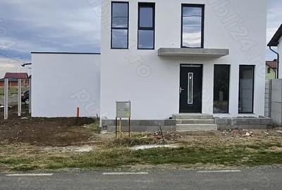 Casa Noua Vila cu piscina Arad - 1