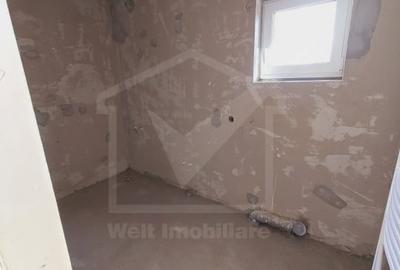 Duplex cu 4 camere cu Canalizare în Stolna - 15