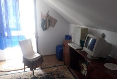 Inchiriez Casa, Zona Gara Veche, Piatra Neamt, 5 camere + bucatarie - 4