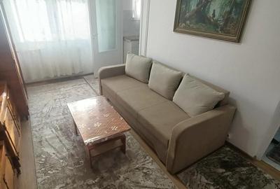 Sagului-Piata Doina,29 mp, Etajul 3, Bucatarie Separata,Merita Vazut,200 E - 3