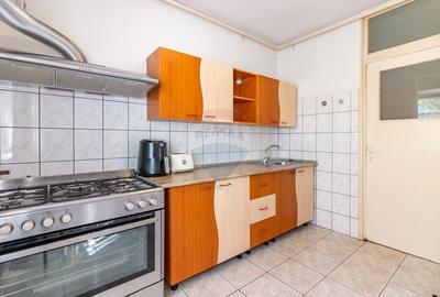 Apartament cu 3 camere decomandat, mobilat în Nerva Traian - 7