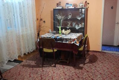 Vand apartament cu 2 camere, semidecomandat, Barlad, jud. Vaslui - 1