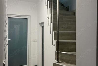 Apartament scara interioara - 2