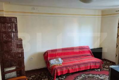 Casă cu 4 camere cu Teren 980 Mp în Brănești - 2