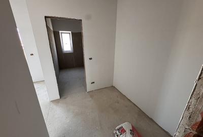 Duplex cu 4 camere cu Canalizare în Moșnița Nouă - 9