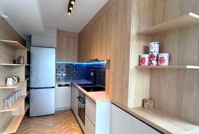 Apartament cu 2 camere semidecomandat, mobilat în Gheorgheni