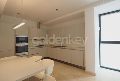 Apartament spatios, luminos, modern cu 4 camere, zona linistita - 4