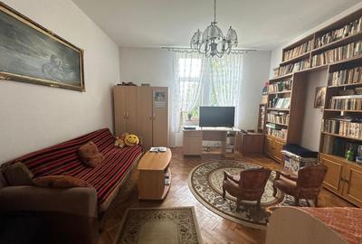 Vand Apartament la casa - 3 camere - garaj - curte - Ultracentral - 4