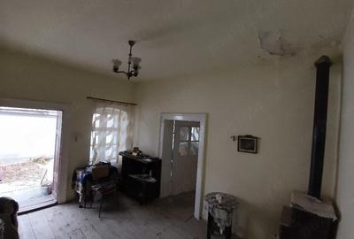 Casă cu 2 camere cu Teren 600 Mp în Tohanu Vechi - 1