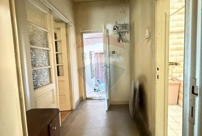 Teren 1060 mp si Casa Strada Luica Sector 4 Teren 1060 mp si Casa Strada Luica Sector 4 - 11