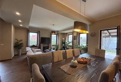 Duplex cu 5 camere cu Canalizare în Dumbrăvița - 1