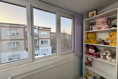 Apartament cu 3 camere decomandat, mobilat în Lipovei - 8