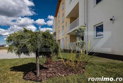 Apartament cu 3 camere decomandat în Sânpetru - 1