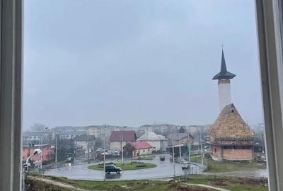 De vanzare apartament 3 camere, zona Ariesului - 1