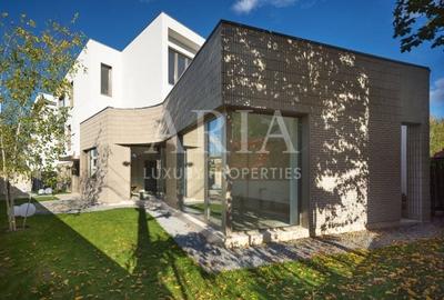 Casă individuală cu 7 camere cu Piscina în Pipera