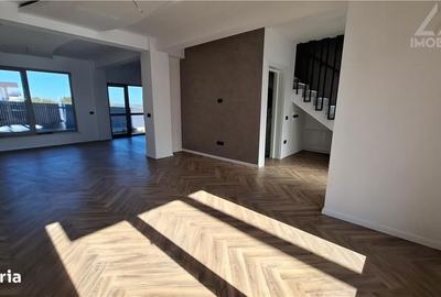 Casă cu 4 camere în Rediu