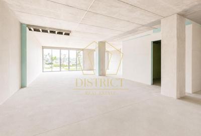 Spațiu comercial, de 178 mp, în Central - 3