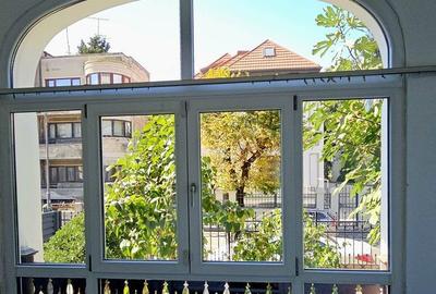 Casă cu 4 camere cu Teren 327 Mp în Capitale - 3
