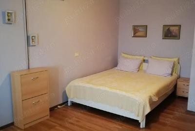 Apartament cu 3 camere decomandat în Trocadero - 1