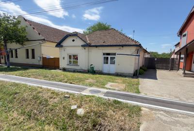 Casă individuală cu 3 camere cu Teren 2500 Mp în Giarmata - 2