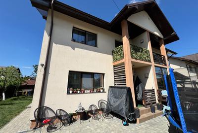 Casă cu 4 camere cu Teren 270 Mp în Valea Lupului
