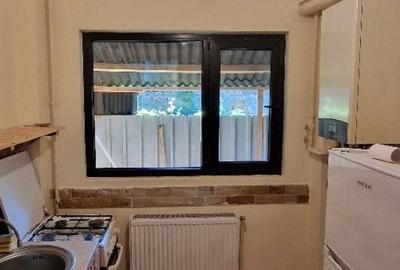 Casă cu 2 camere cu Teren 75 Mp în Iancului