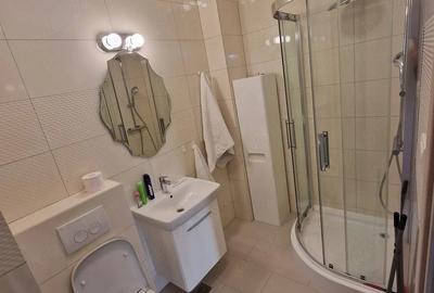 Apartament cu 2 camere decomandat în C5 - 1