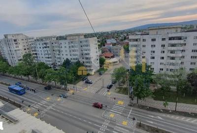 Apartament cu 2 camere decomandat în Unirii Nord - 2