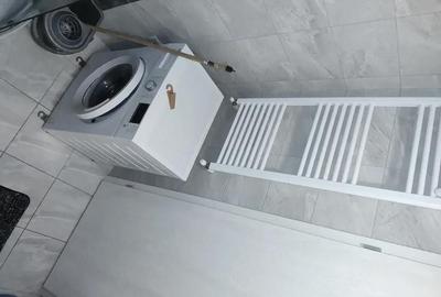 Garsonieră decomandată în Apărătorii Patriei