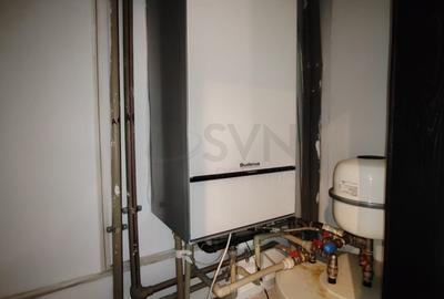 Casă individuală cu 8 camere cu Canalizare în Vitan - 18