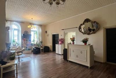 Spațiu comercial, de 721 mp, în Ultracentral - 7