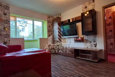 Apartament semidecomandat 3 camere, Miorita - 1
