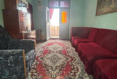 Casă cu 4 camere cu Teren 2500 Mp în Rotunda - 1