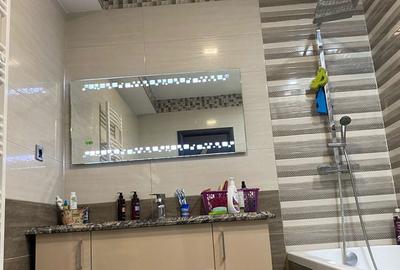 Apartament cu 3 camere decomandat în 13 Decembrie - 6