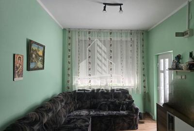 Birou, 60 mp în Central