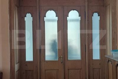 Casa cu 4 camere, 191 mp, zona Centrala, 0% Comision - 6