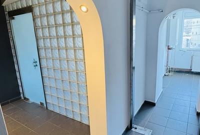 Apartament cu 2 camere decomandat în Dristor