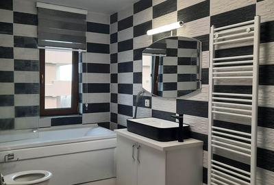 Apartament cu 3 camere decomandat în Cristian - 4