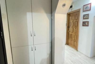 Apartament cu 3 camere decomandat, mobilat în Podu Roș - 8