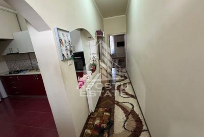 Apartament cu 2 camere, centrala proprie, boxa, Piata Maria - 2