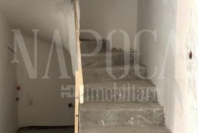 Casă individuală cu 5 camere cu Canalizare în Tăuți - 4