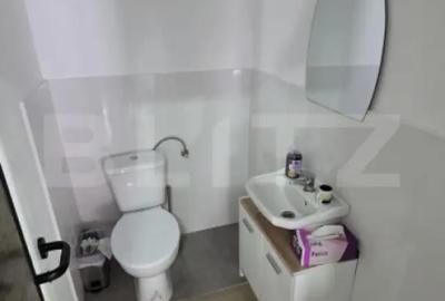 Spațiu comercial, de 350 mp, în Central - 7